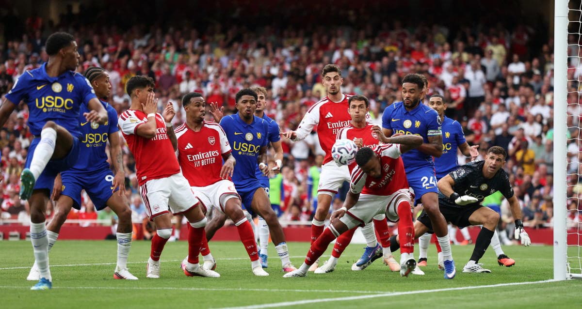 Arsenal come from behind to beat Chelsea 2-1 in London derby