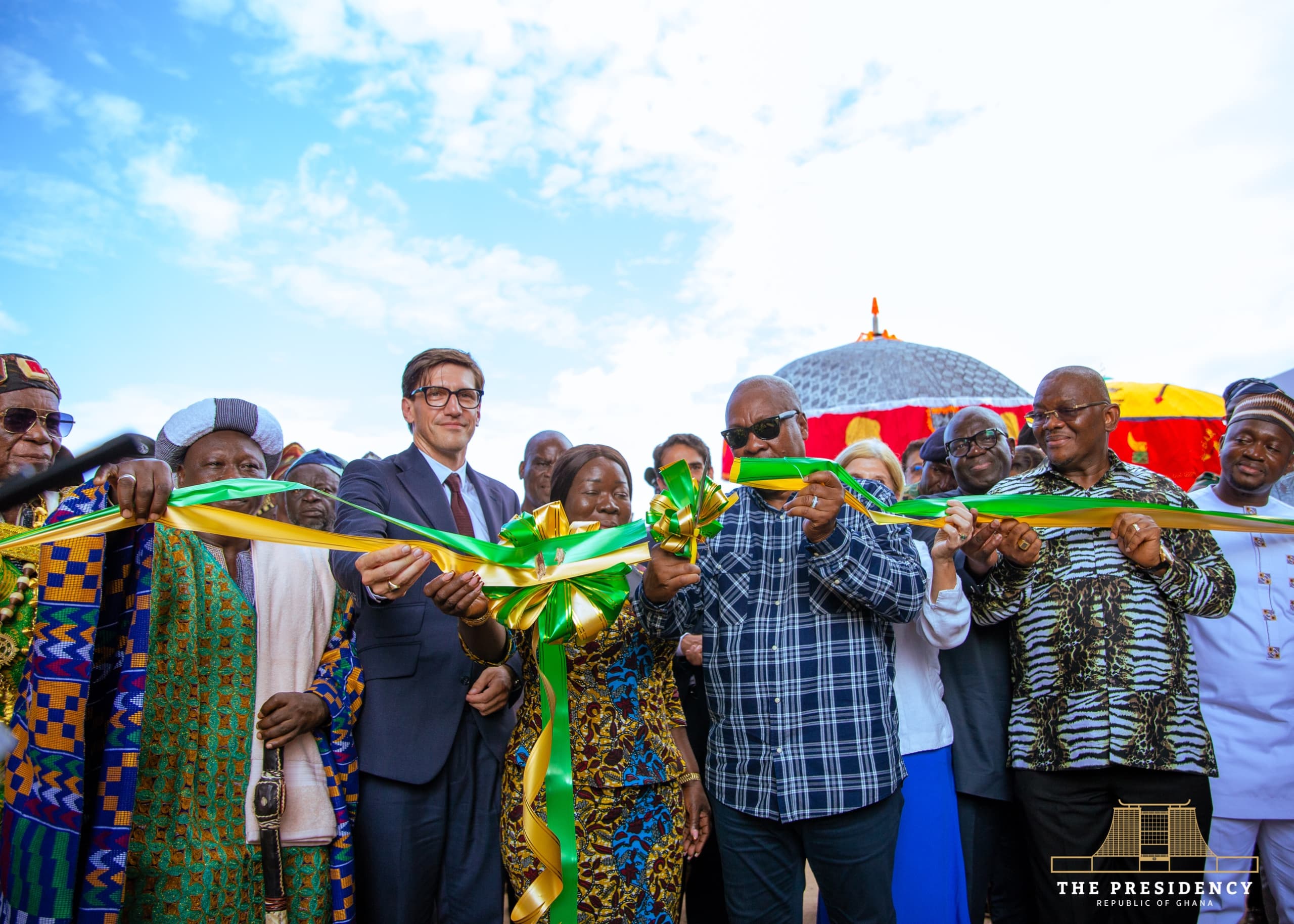 President Mahama inaugurates Northshore Apparel Ghana Limited at Savelugu
