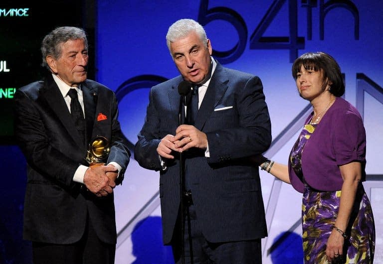 Judge orders Amy Winehouse’s father to pay nearly £1mn to her friends