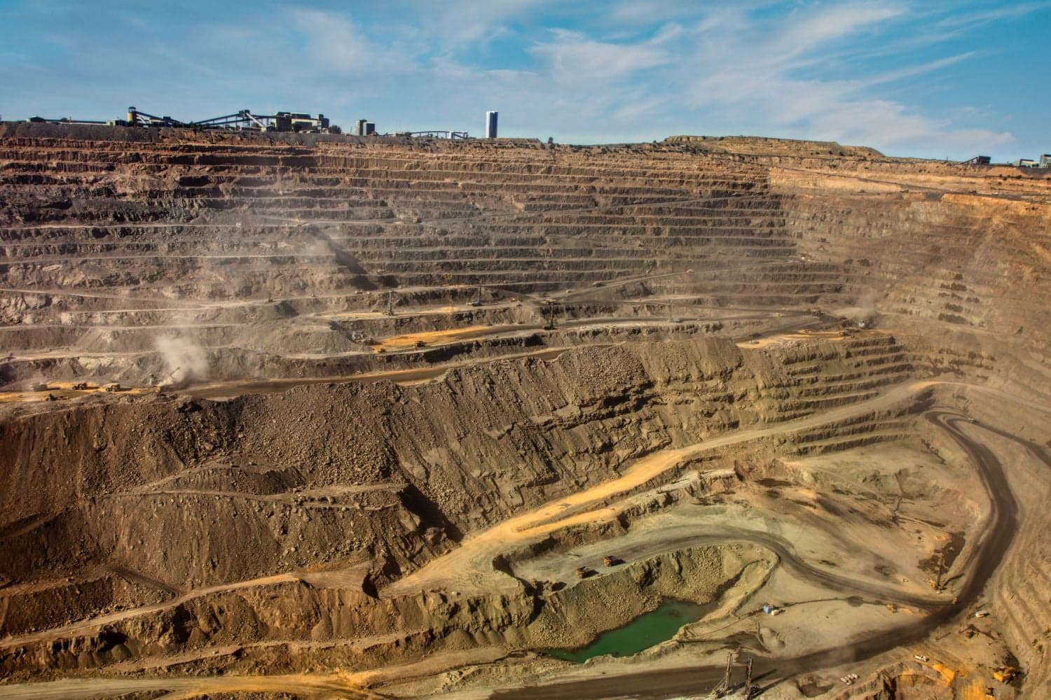 De Beers issues retrenchment notices to Limpopo mine workers despite ‘support’ promise