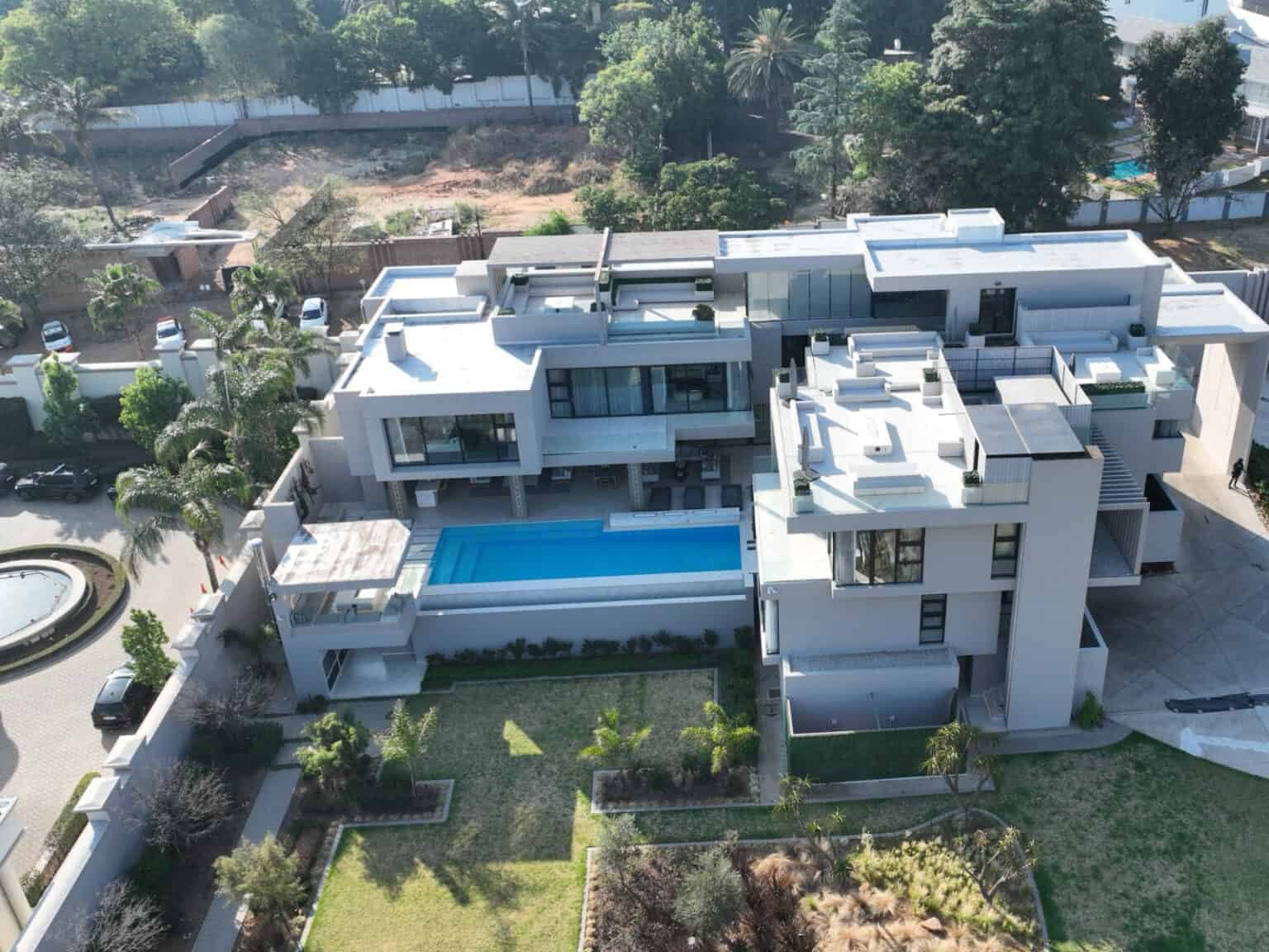 Kubayi and Motsoaledi hail R326m asset seizure from Tembisa tender tycoon Maumela