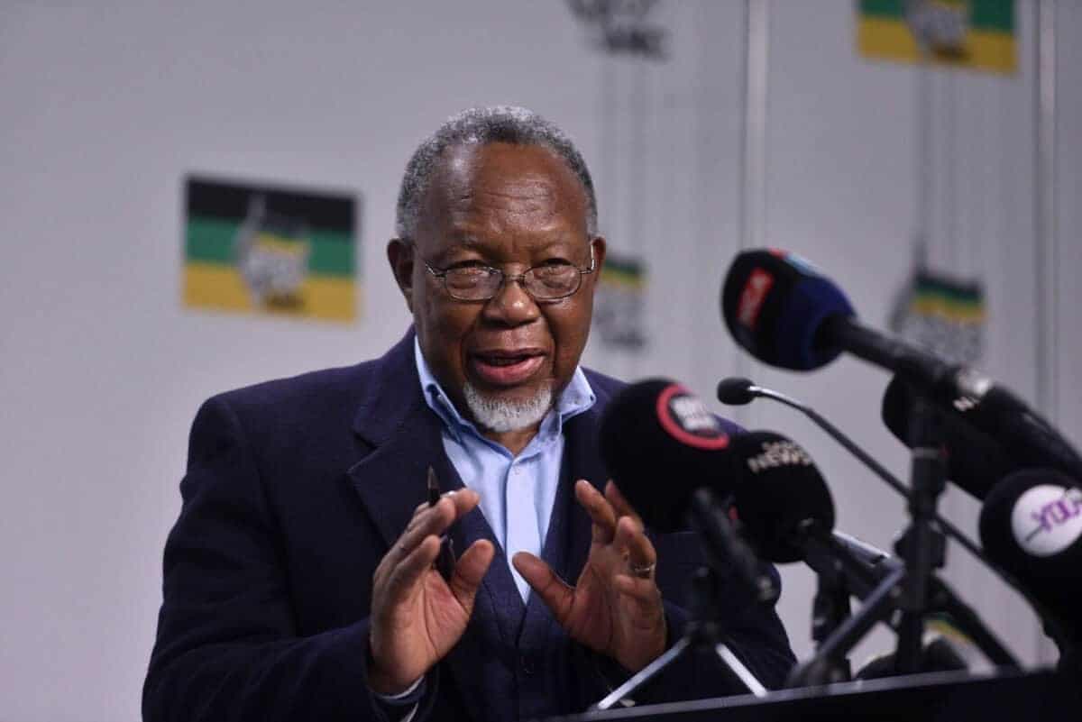 Motlanthe invokes Walter Sisulu’s legacy to caution leaders