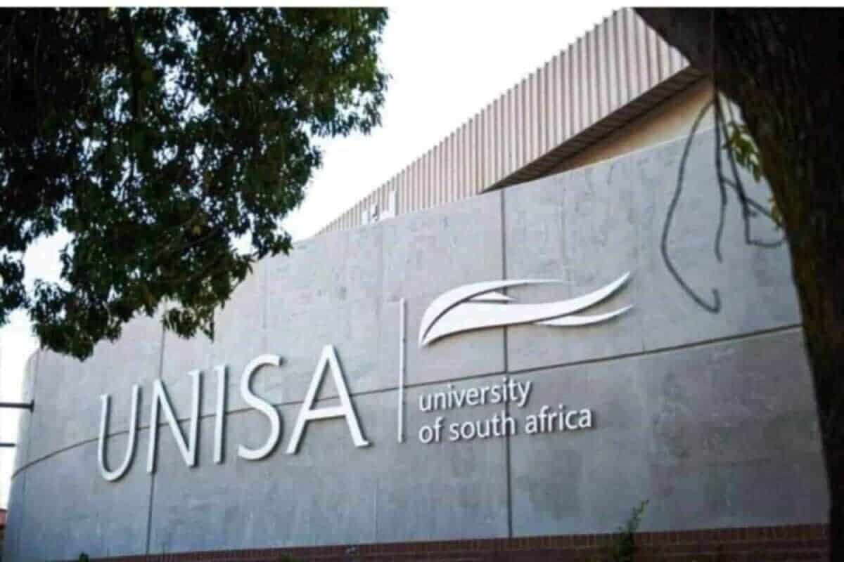 Unisa ex-registrar disputes e-mail that got him fired