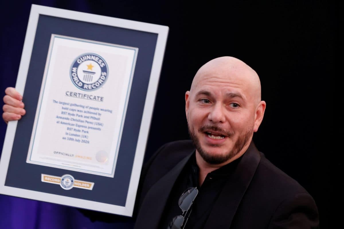 Pitbull breaks Guinness World Record at London show