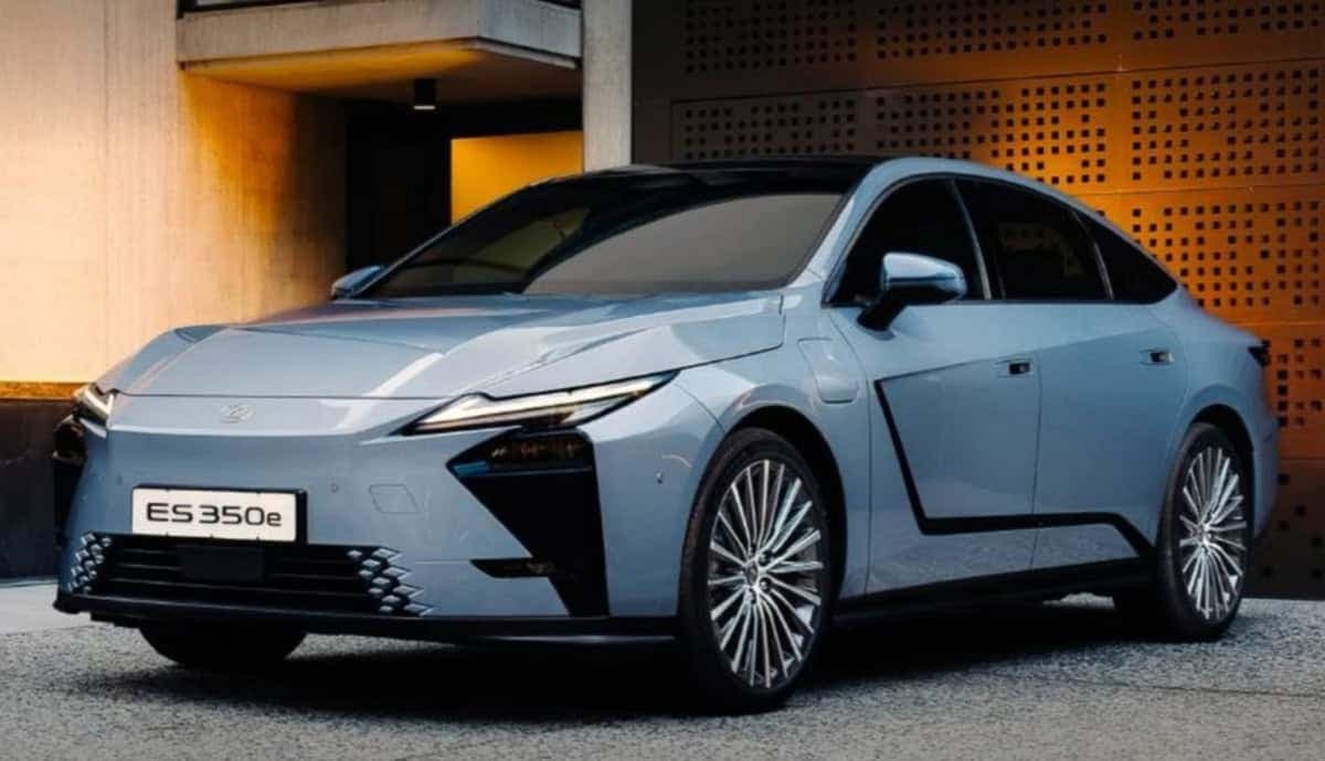 Dramatic new generation Lexus ES officially priced