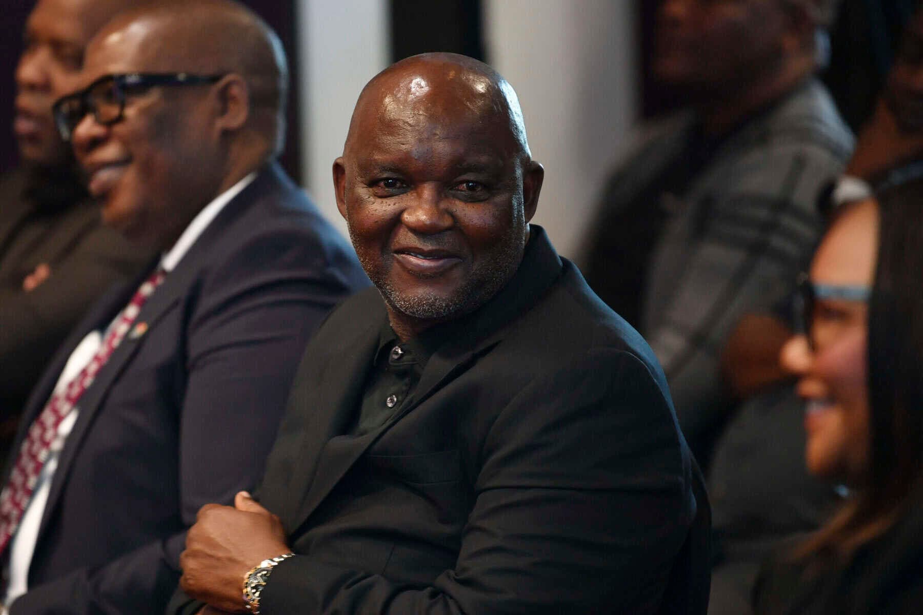 Broos warns SAFA over appointment of Mosimane as Bafana coach