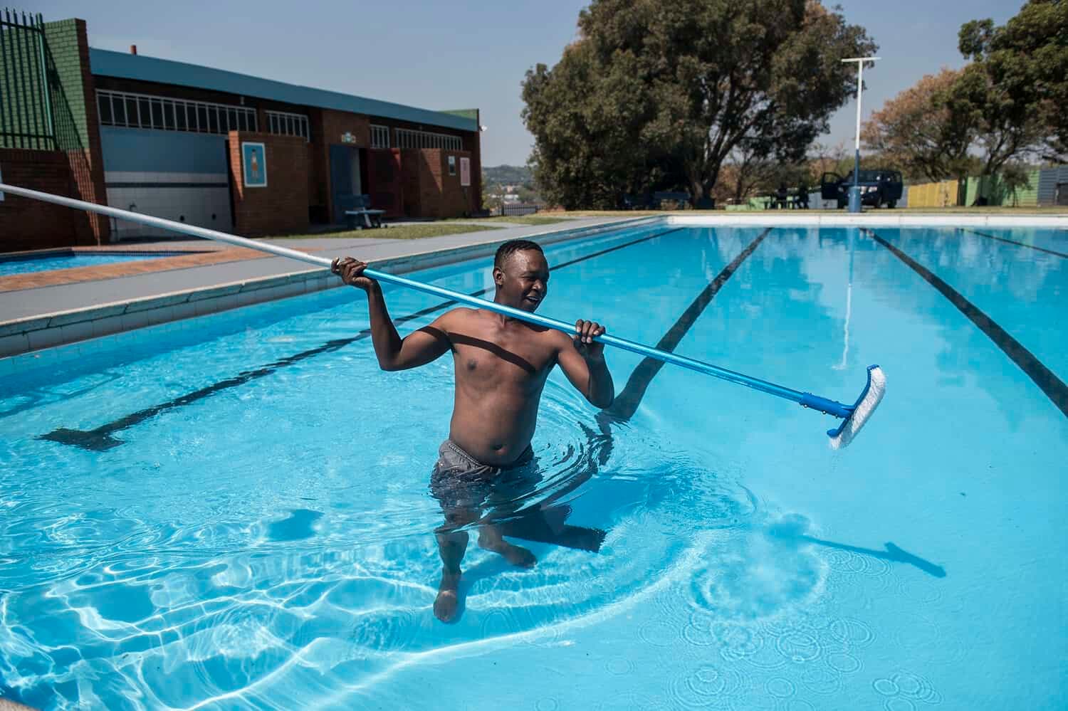 Joburg delays opening public pools amid claims city has run out of funds