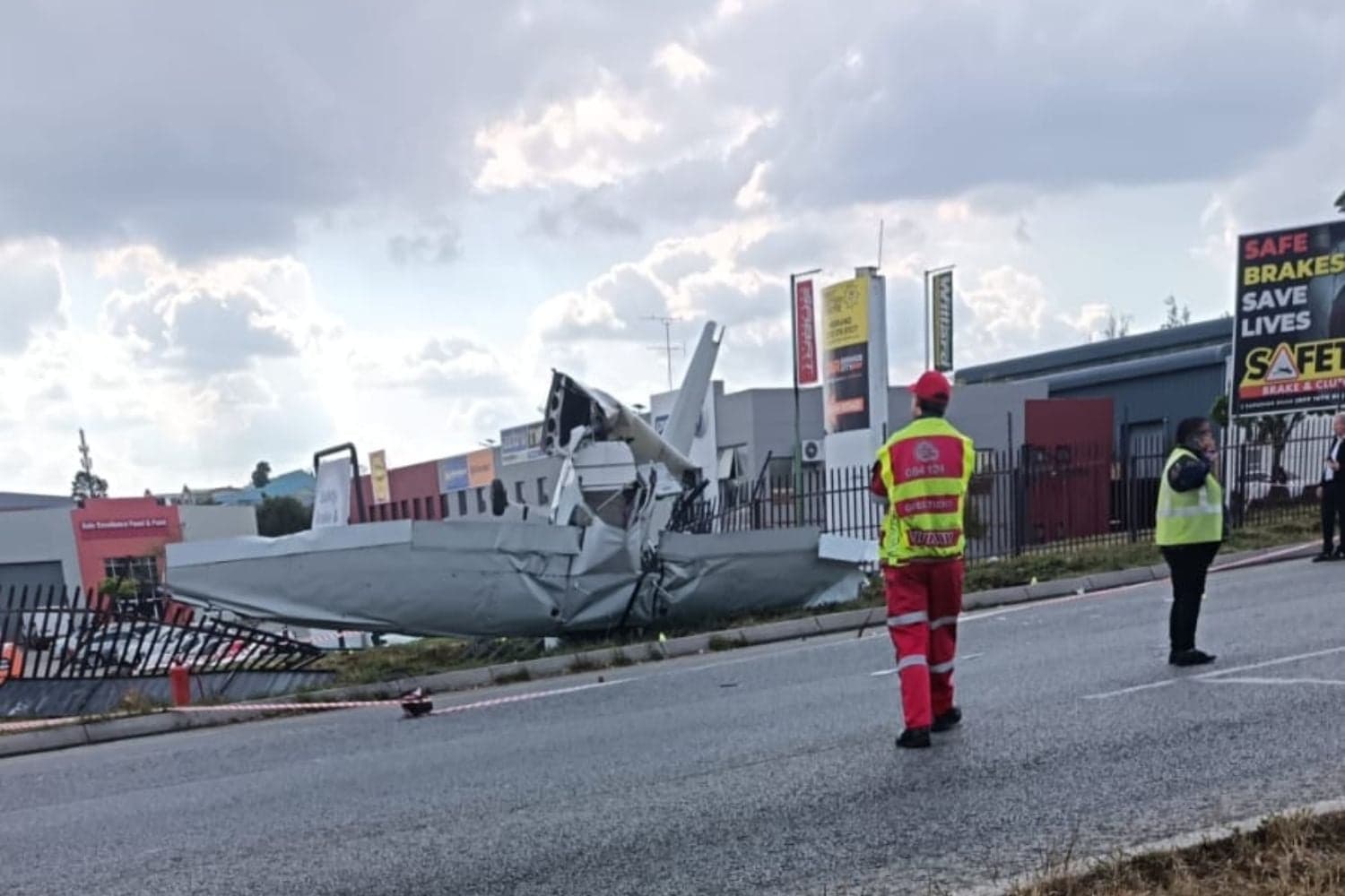 WATCH: Light aircraft crashes into Midrand business complex, leaves two injured