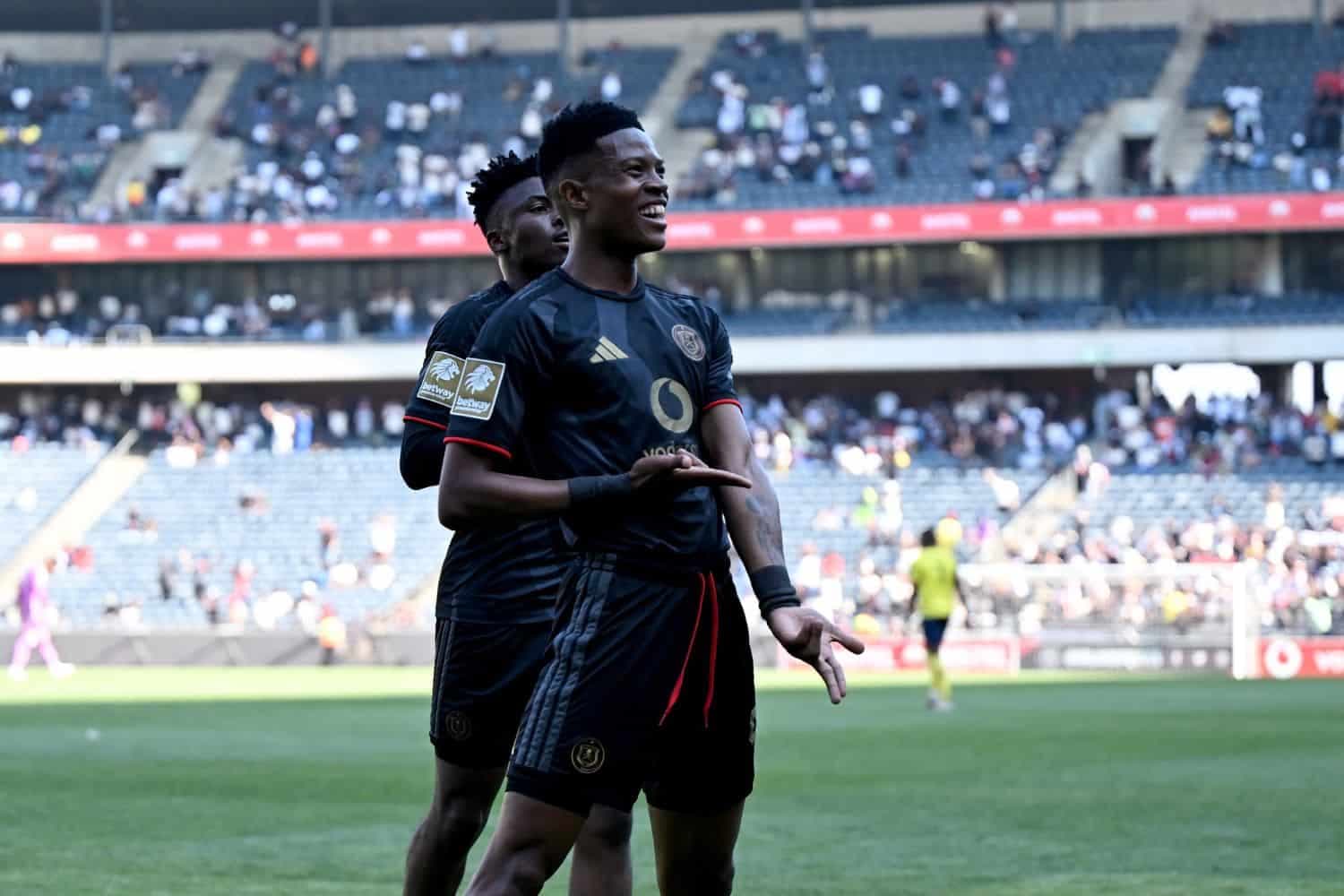 Pirates rally to cruise into next round of Champions League