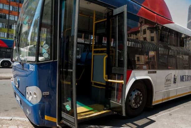 Metrobus celebrates 1 609 fatality-free days during Transport Month