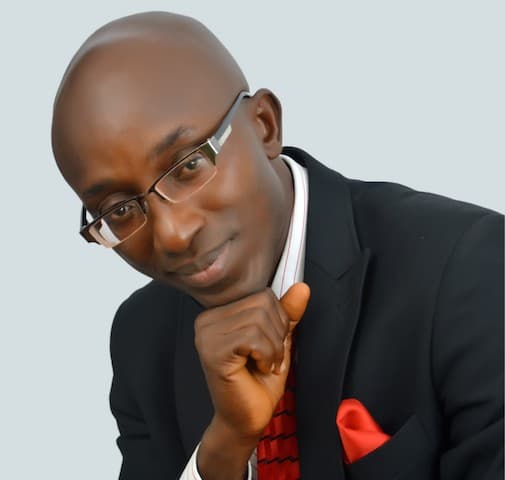 Standing out in a crowded workplace, By Yemi Adetayo