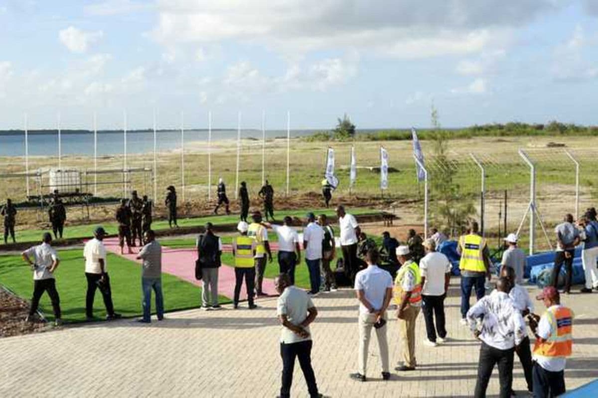 PREMIUM Tanga, Lamu and Hoima emerge as rival energy hubs Business 6 min ago Listen