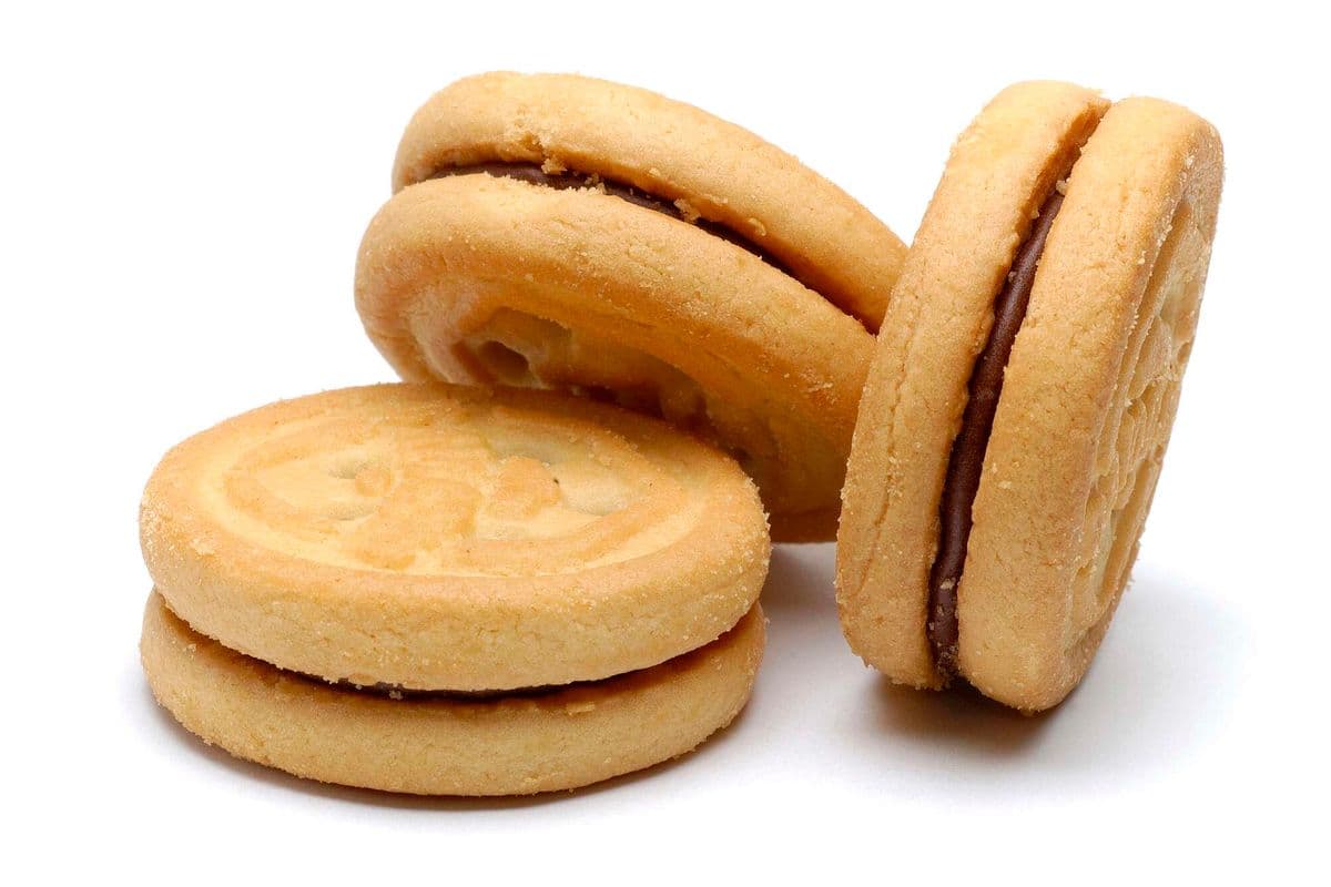 PREMIUM One biscuit bite, Sh2m gone: How man’s bus journey turned into a nightmare He became unconscious after eating a piece of biscuit. News 19 min ago