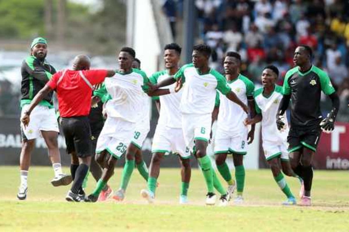 Crowd trouble ends Sharks, Mombasa duel for promotion Angry Kariobangi players roughed up the ref, fans assaulted him after a penalty call. Football 3 hours ago