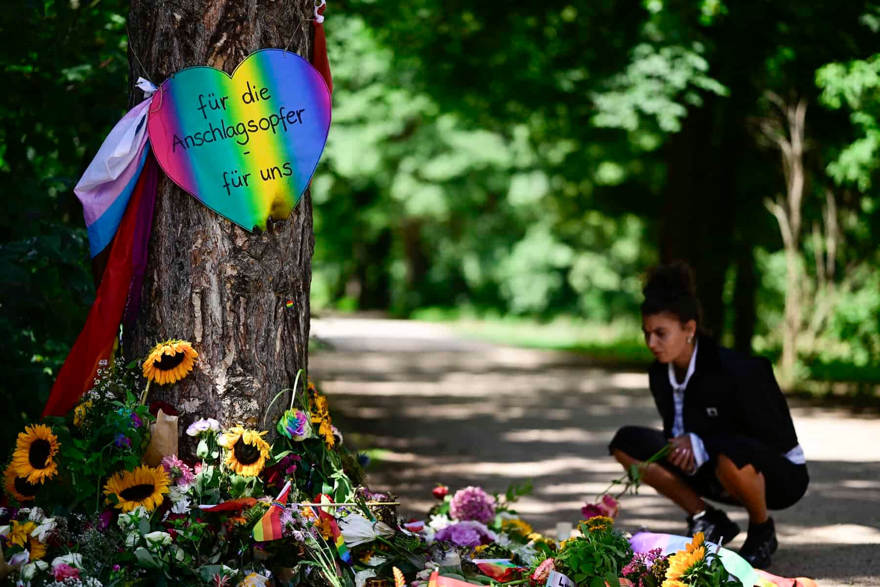 Berlin Pride attack suspect pledged allegiance to IS, prosecutors say
