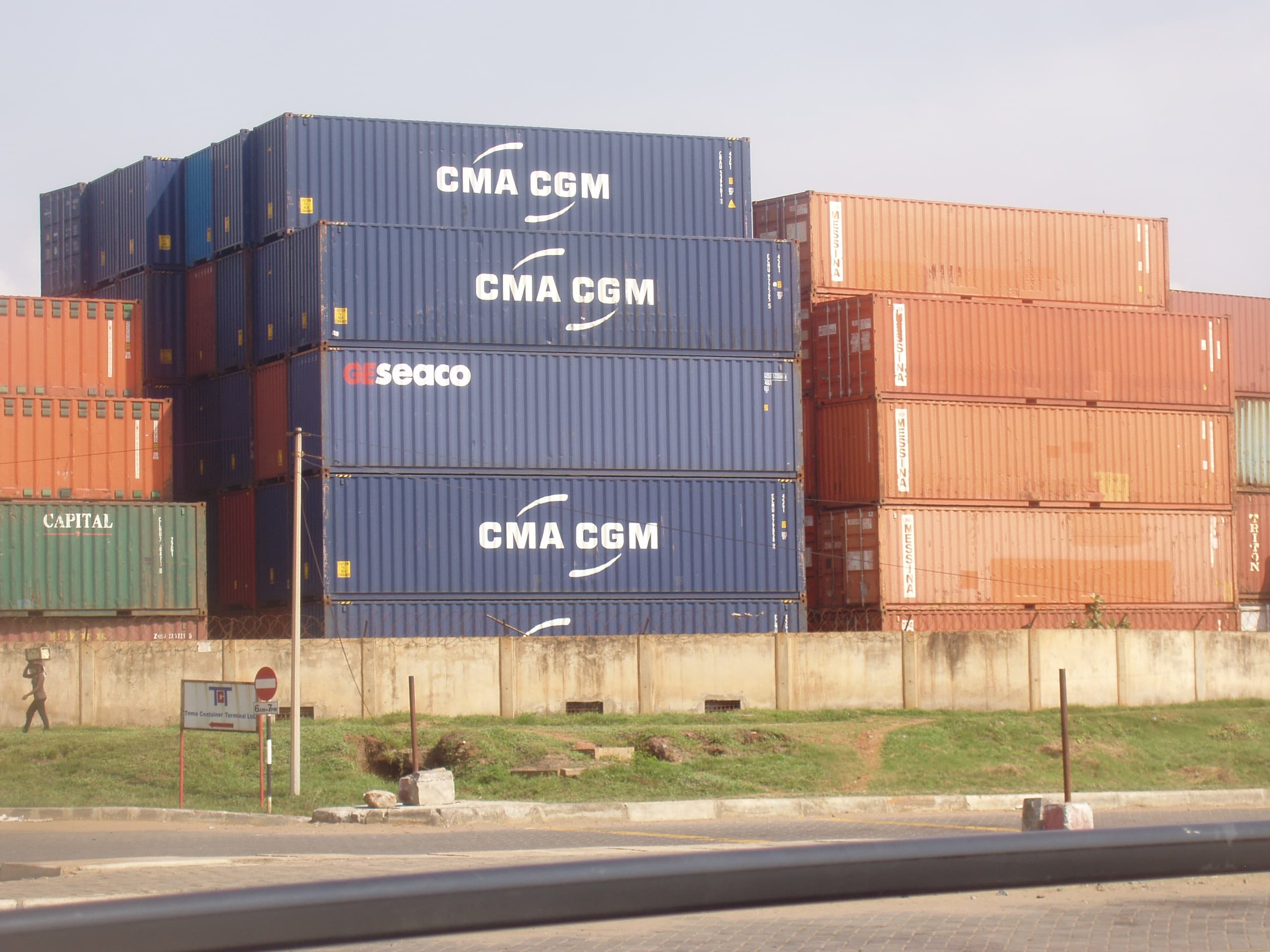 Shippers decry container evacuation delays at Tema Port