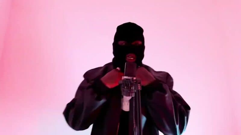 Medikal – Mass Destruction (WYFL Riddim)