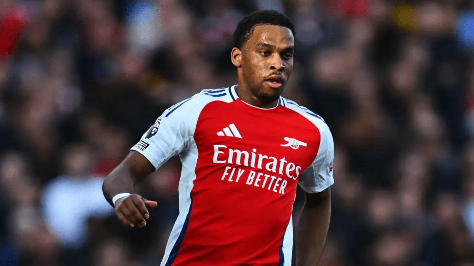 Timber leaves Arsenal camp for groin check