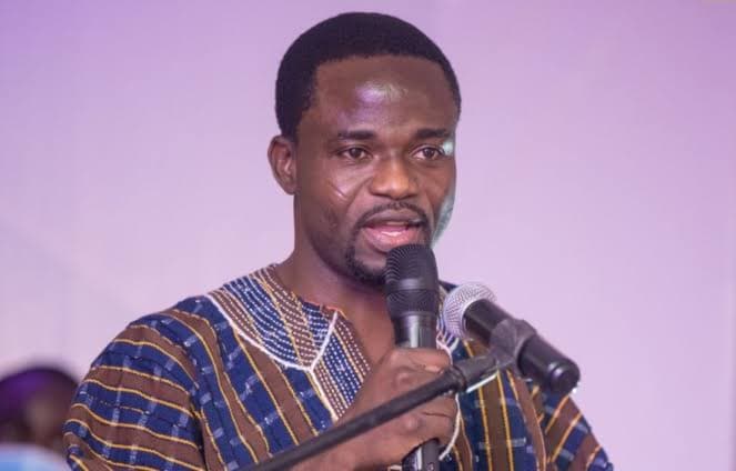 Manasseh Azure urges tougher judicial action against attacks on journalists