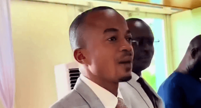 Backlash greets MP’s ‘I’ll marry you’ remark to schoolgirl during Parliament visit