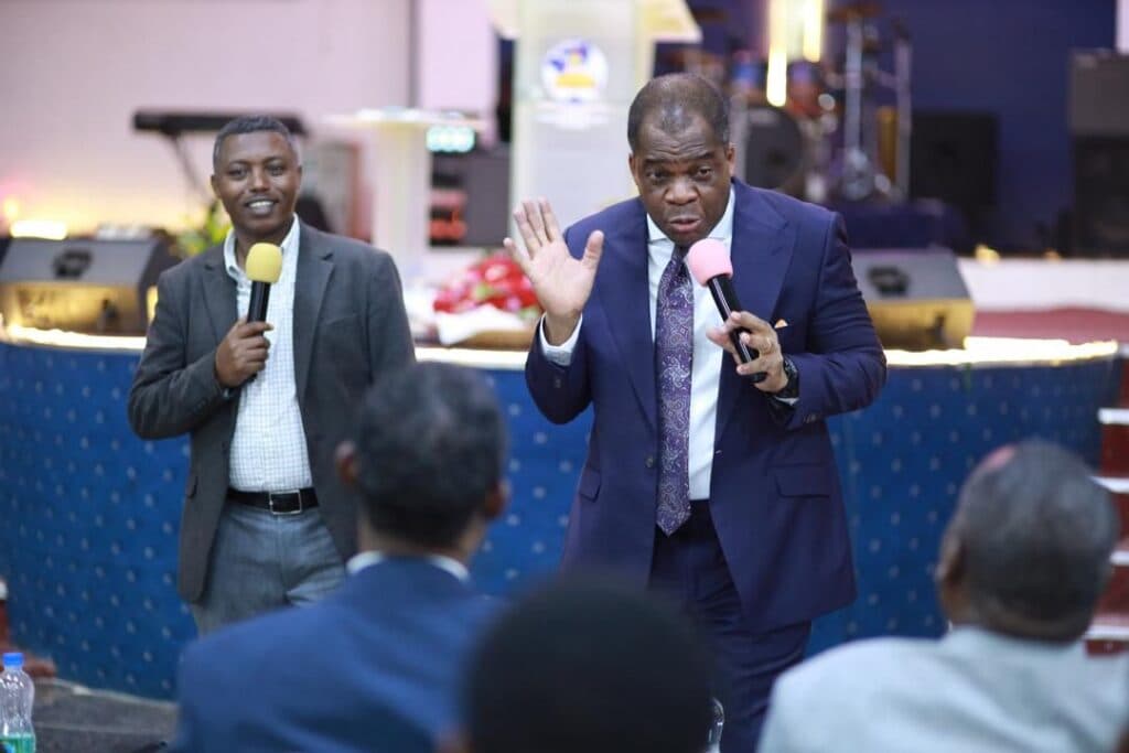 Wengam cautions African pastors against materialism, complacency