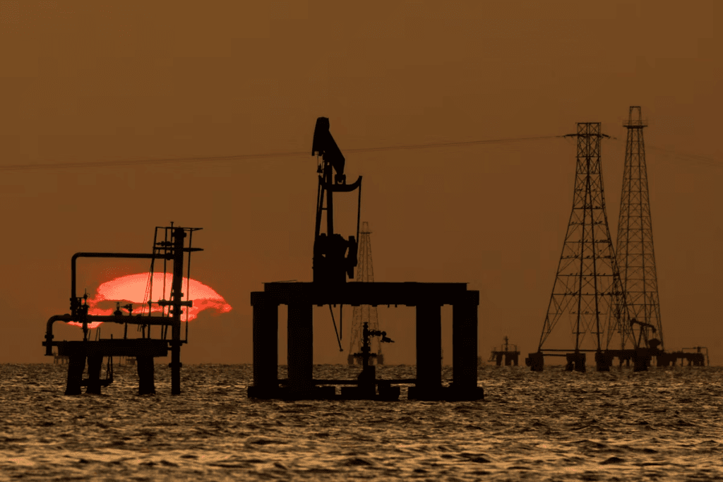 Trump says US will refill Strategic Petroleum Reserve using Venezuelan oil