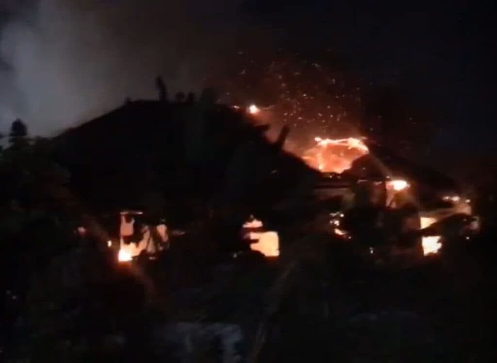 One injured in fire outbreak at Akyeremade, several tenants rendered homeless