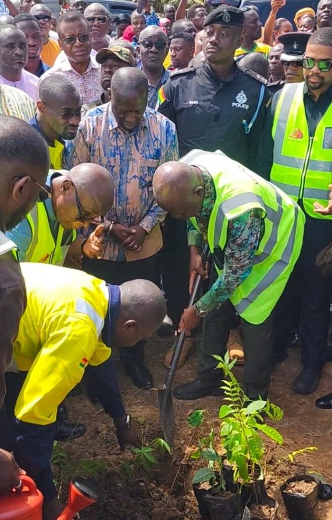 Asantehene plants trees to commence Jimi Watercourse Rehabilitation destroyed by galamsey