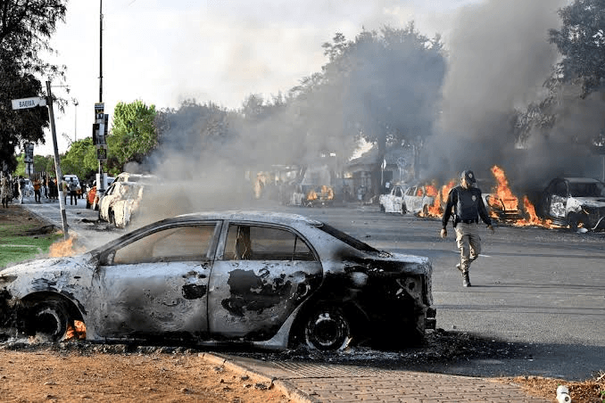 South Africa withdraws asylum directive after anti-migrant violence