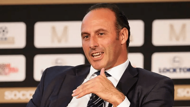 Ex-Spurs player Vega set to run for FIFA president