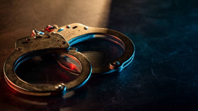 Five arrested for impersonating Home Affairs officials