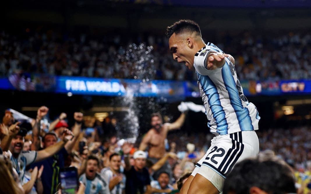 Argentina beat Switzerland 3-1 after extra time to reach last four