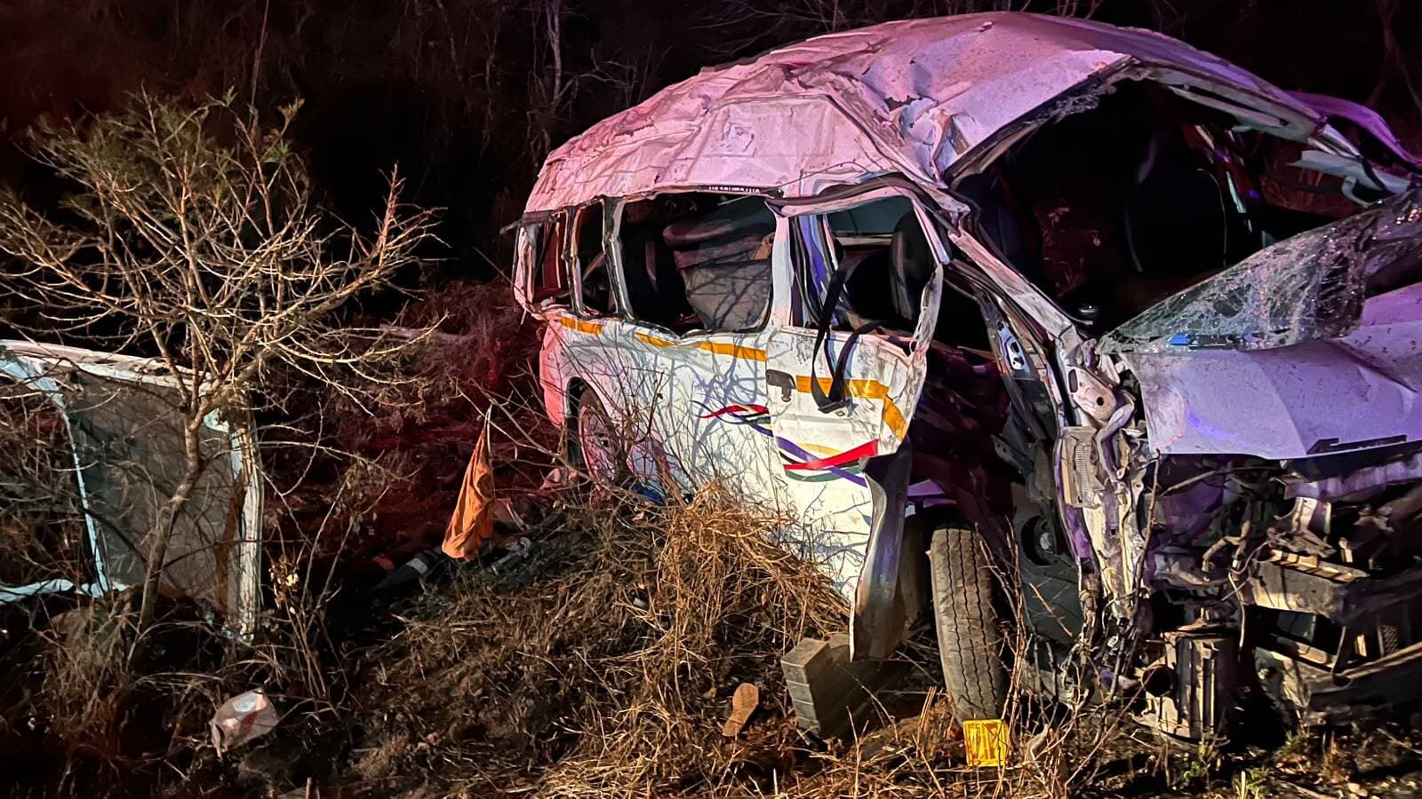 Three people killed, several injured after taxi overturn in MP