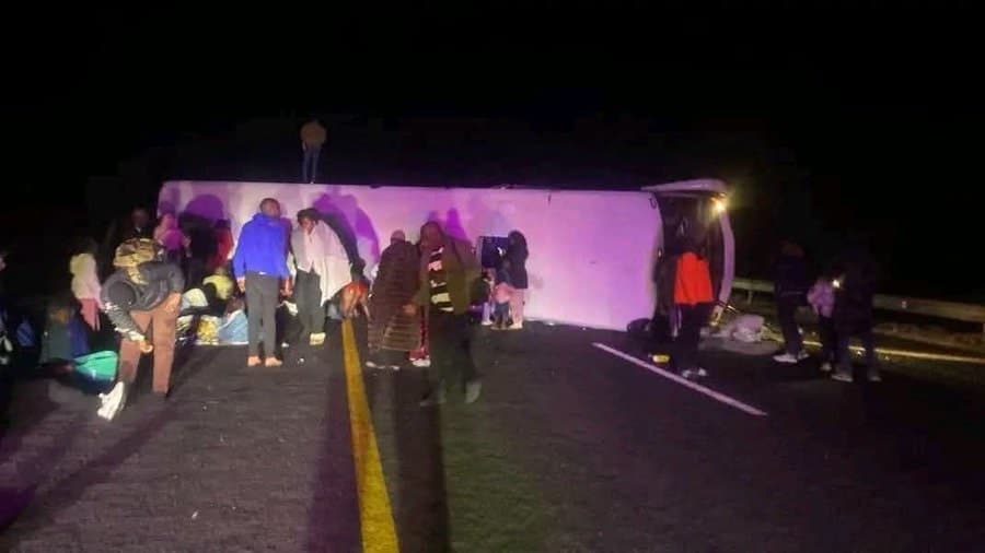 11 killed, including 5 children, in Free State bus accident on N1