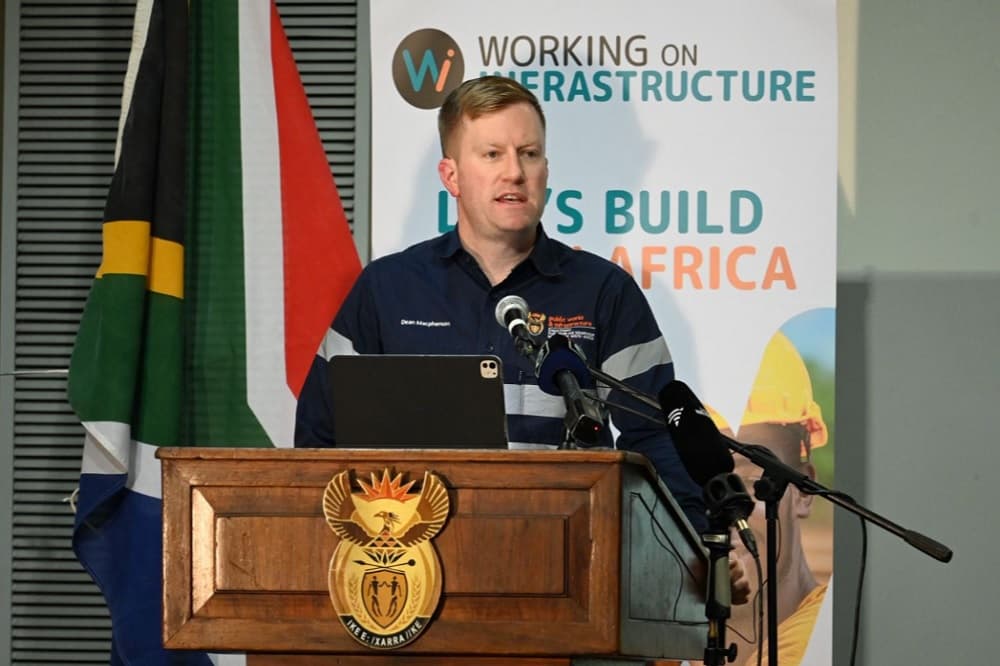EPWP job applications to move online to curb corruption: Macpherson