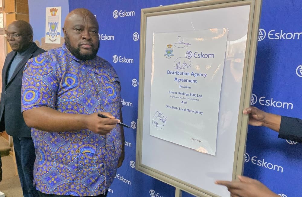 Ditsobotla signs deal with Eskom to tackle mounting debt