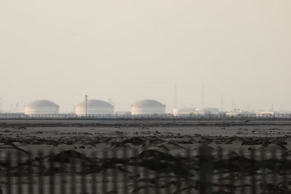 Qatar LNG tanker exits Hormuz, first in three weeks