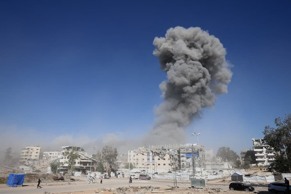 Israel to allow international force into Gaza: Official