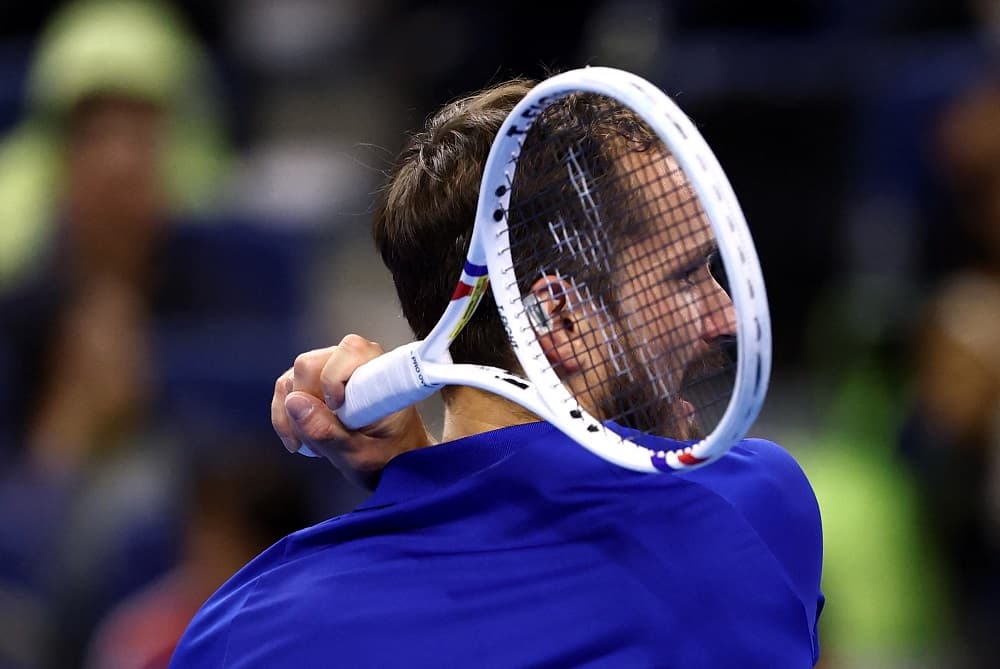 Medvedev disqualified from China Open after spectator injured