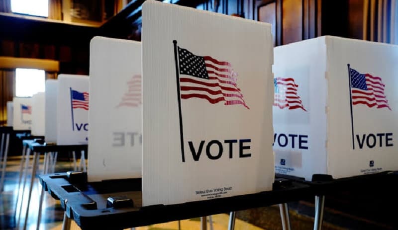 Poll puts Democrats 8 points ahead among registered voters