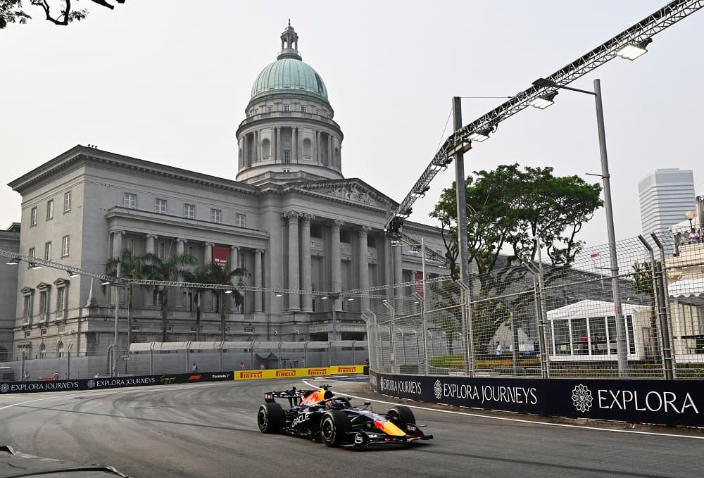 Verstappen takes sprint pole at Singapore Grand Prix