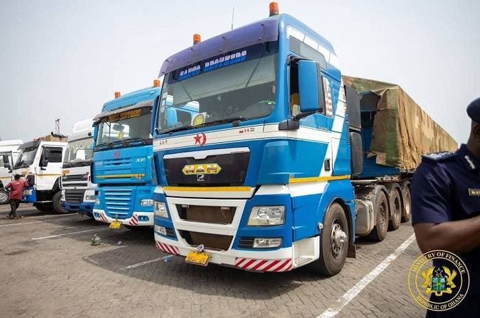 Four Customs officers interdicted over 18-truck transit cargo diversion case